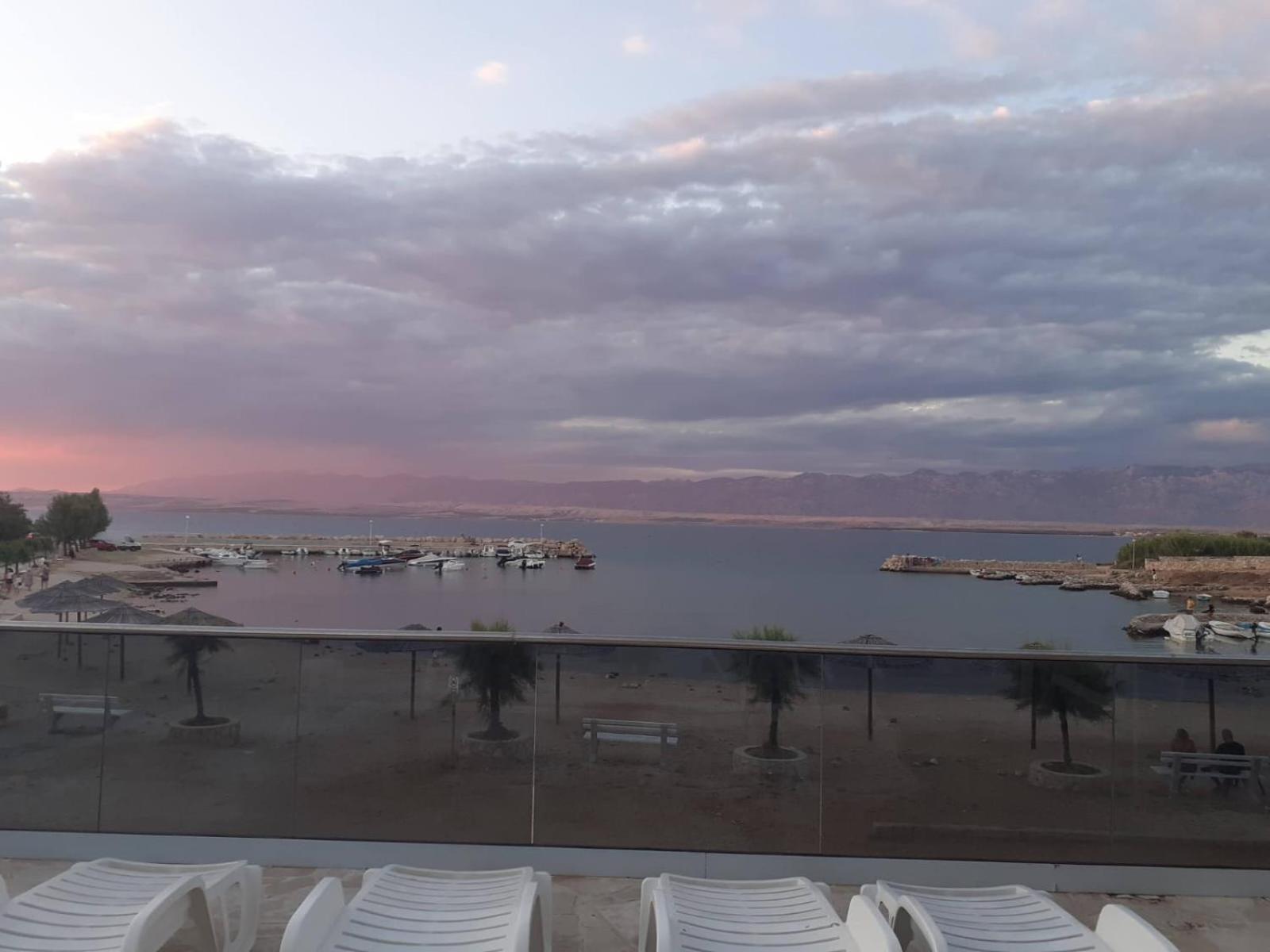 Apartmani Tudek Vir Εξωτερικό φωτογραφία